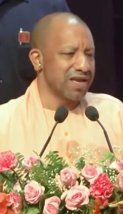 CM Yogi ने हार से निराश लोगों को सफलता का मंत्र देते हुए कहा कि जो गिरेगा वही उठेगा और वही जीतेगा!